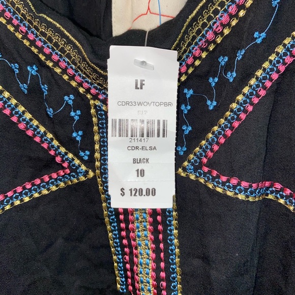 Native Roses Tank top. - Picture 2 of 6